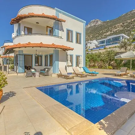 3 Bedroom With Large Pool Area And Top Floor Panoramic Views Kas