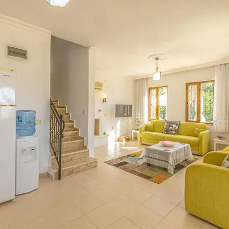 3 Bedroom With Large Pool Area And Top Floor Panoramic Views Villa